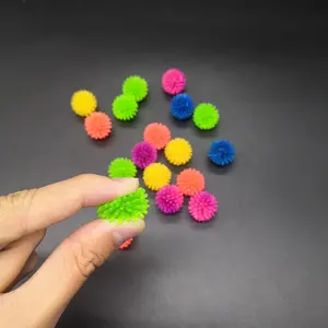 Cheap Small Assorted Colors 1インチVending Capsule Toys 28ミリメートルBath Bomb Spiky Ball TPR Mini Toy Spike Puffer Balls For Kids