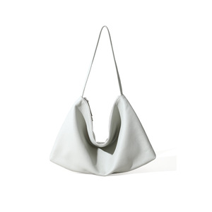 กระเป๋าโท้ทหนังแท้สำหรับผู้หญิง แฟชั่นข้ามพรมแดนใหม่ สไตล์เรียบง่ายทันสมัย ความจุเยอะ ซิปปิด กระเป๋าสะพายใต้วงแขน รุ่น Tanjing - Product Image 5