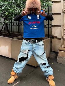 Üç Renkli Angel Fight Spurs İşlemeli Dar Kesim Kısa Kollu Tişört Trendy - Product Image 2