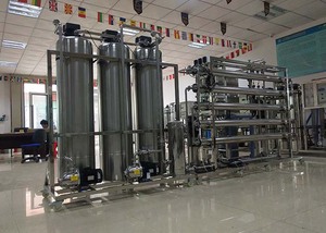1000 Lph Medische Gedestilleerde Waterzuiveringsinstallatie Omgekeerde Osmose Ro Waterfilter Behandelingssysteem - Product Image 5