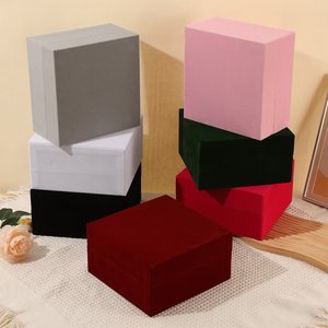 Cajas de Terciopelo Rojas Grandes <span class=keywords><strong>al</strong></span> por Mayor para Flores, Velas, Cajas de Regalo de Papel de Terciopelo de Lujo Personalizadas para Collares, Cajas de Empaque para Producción - Product Image 6