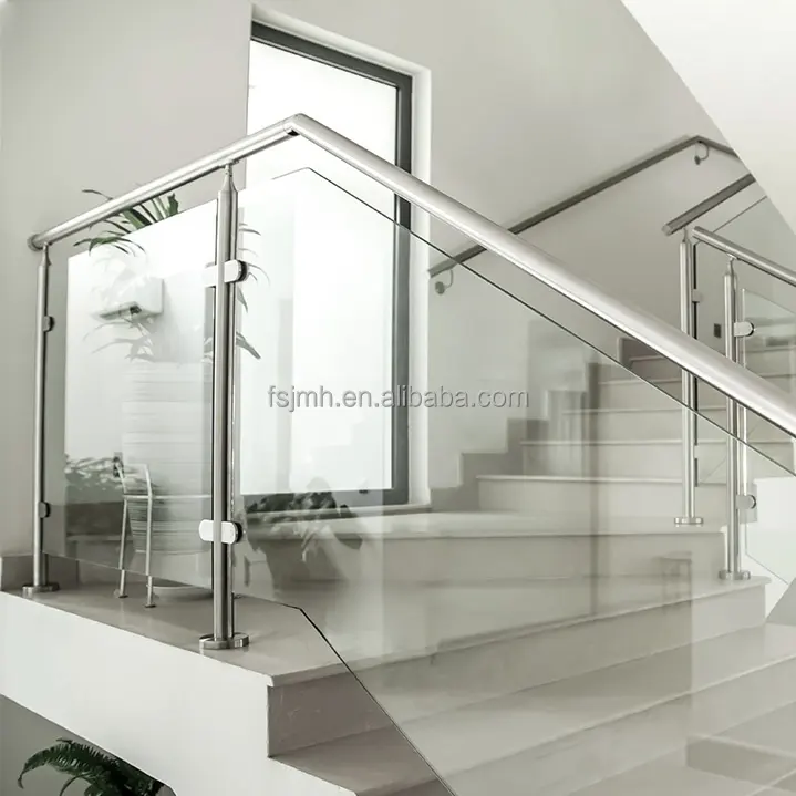 Rampe en verre minimaliste en acier inoxydable balustrade de poste de balcon extérieur moderne balustrade bureau escalier mains courantes en verre hôtel Villa balustrade