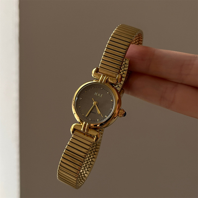 Vintage Quartz Watch IEKE New Retro Wholesale Gold Steel Band Watch for Women French Roman Style Cross-Border Fashion Watch