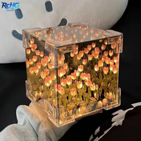 Décoration de chambre créative, miroir infini en forme de tulipe, veilleuse, matériau fait à la main, lampe en forme de tulipe DIY, lampe en forme de tulipe magique carrée artificielle