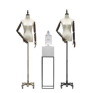 หุ่นแบบมีล้อสำหรับผู้หญิงแขนยืดหยุ่นแบบบูติกวินเทจของผู้หญิงขาตั้งบนล้อ - Product Image 1