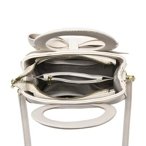 Sac à bandoulière en cuir PU haut de gamme, nouveau modèle tendance, pour femme, idéal pour les soirées - Product Image 3