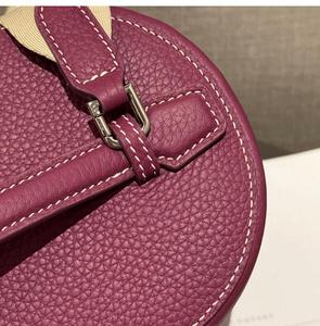 Bolso de Almacenamiento Multifuncional de Cuero Genuino de Primera Capa, Hecho a Mano con Hilo, para Maquillaje y Viajes, de Alta Gama, con Correa Cruzada y de Hombro - Product Image 4