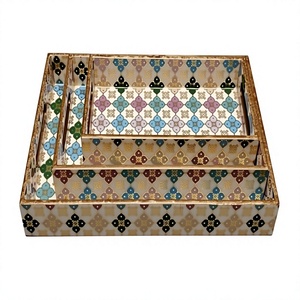 Décoration d'intérieur et utilisation en cuisine, nouvelle arrivée 2025, plateau de service en bois imprimé de fleurs, table à manger, SAMI HANDICRAFTS Uttar Pradesh - Product Image 1