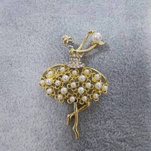 Broche de Boda al por Mayor, Clip para Bufanda con Perlas y Diamantes, Diseño Floral Estilo Coreano, Accesorio de Alta Gama para Prendas Exteriores - Product Image 6