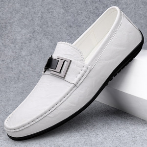 Mocassins décontractés noirs pour hommes en cuir véritable légers avec doublure en PU et semelle extérieure en caoutchouc – Tendance mode été/automne/printemps - Product Image 6