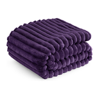 Plaid en flanelle tricoté à rayures, super doux et confortable pour femmes, petite taille mignonne, usage domestique, toutes saisons