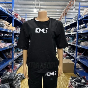 تخفيضات هائلة: طقم نسائي كاجوال من قطعتين (بلوزة وبنطلون) مقاسات L-XXL، موديل C250530، طقم تي شيرت مع بنطلون للارتداء اليومي، شحن سريع - Product Image 4