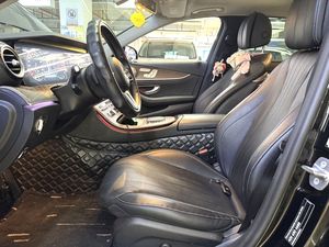 <span class=keywords><strong>Mercedes</strong></span> <span class=keywords><strong>Benz</strong></span> E 300 L 2020 2.0T Voiture d'occasion Conduite à gauche Automatique Essence Berline pour l'exportation - Product Image 5