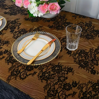 Nappe en dentelle brodée florale personnalisée en gros, nappes carrées et rectangulaires romantiques pour la décoration de table à manger