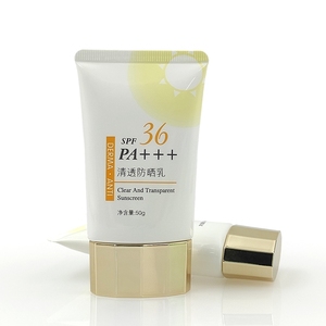หลอดบีบพลาสติก PE ขนาด 50 มล. แบบใส สำหรับครีมกันแดดหรือผลิตภัณฑ์บำรุงผิว ฝาเกลียวสีทองพร้อมจุกปิดด้านใน - Product Image 2