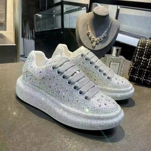 Ingrosso <span class=keywords><strong>Sneakers</strong></span> da Donna di Tendenza con Eleganza Sportiva e Suola Platform con Strass Scintillanti da Skateboard - Product Image 3