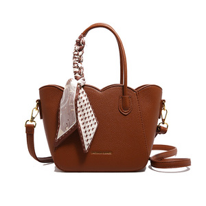 Luxury Scalloped <strong>Women</strong> Handbags with Silk Scarf PU Leather Ladies Shoulder <strong>Bag</strong> Trendy Tote Crossbody <strong>Bags</strong> <strong>for</strong> <strong>Women</strong> - Product Image 3