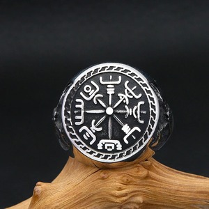 yunnique Stainless Steel Men's Round Compass <b>Ring</b> With Viking Symbol Geometric Design For Gift Jewelry - Product Image 3
