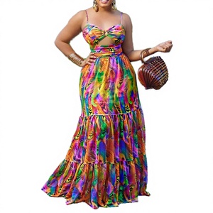 Vestido maxi casual de verano para mujer con cuello halter, cintura imperio, diseño hueco, tejido transpirable y estampado. - Product Image 3