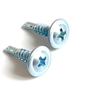Vite autoforante in acciaio zincato con <span class=keywords><strong>testa</strong></span> a serbatoio e scanalatura per puntale PH2 - Product Image 1