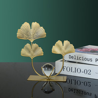 Sculpture de feuille métallique de luxe, statues modernes, artisanat, or, fer, plantes, ornements de bureau avec boule de cristal