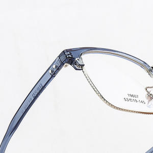 กรอบแว่นตาทรงสี่เหลี่ยมคลาสสิคสไตล์เรโทรสำหรับผู้ชาย TR90 แบบเต็มกรอบ รุ่น 19607 ดีไซน์ทันสมัย - Product Image 4