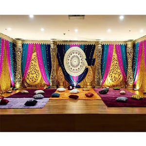 Nouvel ensemble de décoration Mehandi avec piliers Delizio, décoration de scène de mariage asiatique Mehandi, dernier ensemble de scène Mehandi à vendre en Australie et au Royaume-Uni - Product Image 1