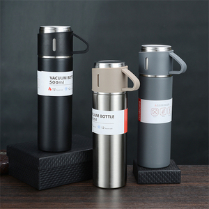 Ensemble de gobelets 500ml Double couche en acier inoxydable 304 bouteille d'eau Thermos sous vide avec tasses ensembles de tasses de voyage pour cadeau en Promotion - Product Image 4