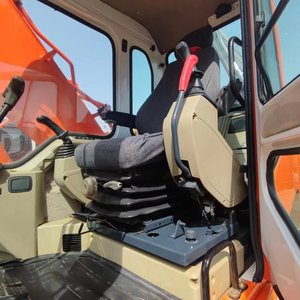 รถขุดไฮดรอลิก Doosan DH150LC-7 มือสอง น้ำหนักใช้งาน 15 ตัน น้ำหนักเครื่อง 14000 กก. เครื่องยนต์ Doosan เกียร์ บำรุงรักษาง่าย - Product Image 5