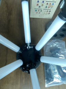 Nouvelle lumière annulaire LED à 6 tubes à intensité variable avec télécommande sans fil pour la photographie, la vidéo, le remplissage de lumière, le maquillage - Product Image 3