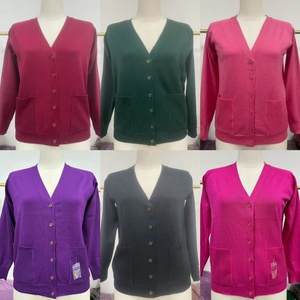 Cardigan da <span class=keywords><strong>Donna</strong></span> con <span class=keywords><strong>Scollo</strong></span> a <span class=keywords><strong>V</strong></span> Classico, Design Speciale con 3 Bottoni sul Polsino e Tasche, Maglione Liscio con Tasche, Vendita Speciale nel Regno Unito - Product Image 4