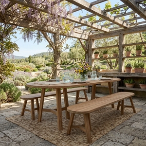 La banc d'extérieur Arnaud présente une finition élégante, idéale pour une assise confortable et stylée dans le jardin. - Product Image 4