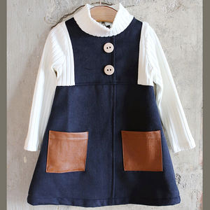 Robe moulante en coton pour enfants, style formel, longueur genou, ornée, de la marque américaine Old Clothes, collection Printemps - Product Image 3