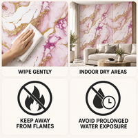 Papier peint auto-adhésif en marbre tourbillonnant rose, blanc et or avec surface PET nettoyable pour murs intérieurs décoratifs