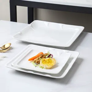 Fabricants vente en gros vente chaude vaisselle de table de salle à manger familiale de haute qualité assiette en céramique carrée émaillée blanche