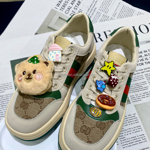 Retro Sporty Fashion Trend Sneakers Zinc Alloy Basketboarding <strong>Shoes</strong> With Lace-Up And Cushioning Sole Retro Style Decoration - Product Image 1