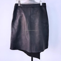 Mini-jupe asymétrique en cuir noir sur mesure pour femmes, tenue de soirée pour femmes