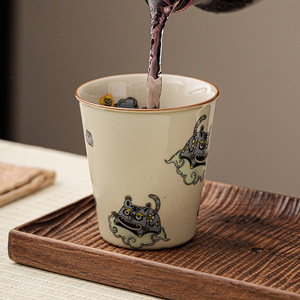 Il design in stile cinese aggiunge ali come una tigre, con un <span class=keywords><strong>buon</strong></span> simbolismo. Regalare tazze di ceramica - Product Image 5