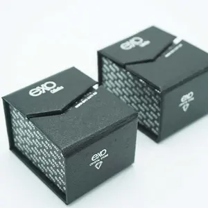 अनुकूलित लक्जरी गहने काले कठोर कागज प्रदर्शन बॉक्स