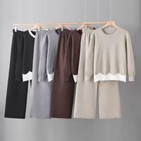 Ensemble tricoté color-block effet deux pièces pour femme, collection automne, pull ample à col rond et pantalon large drapé taille haute