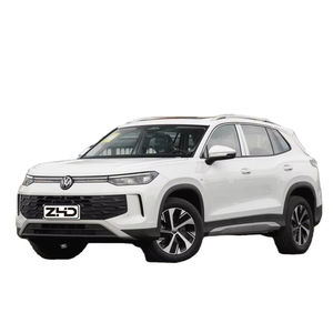 Tayron SUV d'occasion 2023 à faible kilométrage, 40 000 km, norme Euro 6, boîte automatique DSG, sièges en cuir, intérieur clair, jantes R18, conduite à gauche - Product Image 1
