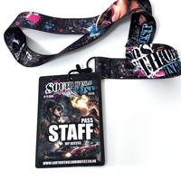 Lanière en polyester avec pochette pour badge d'identification, sangle de cou durable, logo personnalisé imprimé pour le personnel, exposition, carte d'identification de bureau