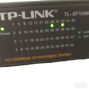 TP-LINK TL-SF1048S Switch de Red de 48 Puertos 10/100M RJ45 con Ahorro de Energía y Función Auto MDI/MDIX - Product Image 3