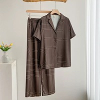 Pakaian Tidur Wanita 2 Potong Lengan Panjang Warna Sesuai Pesanan MOQ Rendah, Bahan Sutra Satin Nyaman, Desain VS Piyama
