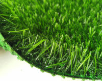 Gazon artificiel de qualité supérieure pour événements, gymnases et terrains de football, 30 mm, avec brosse de maintenance pour gazon synthétique.