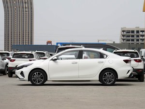 Per K3 2024 Berlina a Benzina con Guida a Sinistra, Luci LED Star-map, Trasmissione CVT - Product Image 4