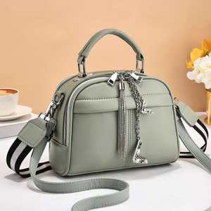 Women's Designer Handbag Large Capacity and High Quality Zip Closure Rivet Decoration Crossbody Bags - Product Image 4