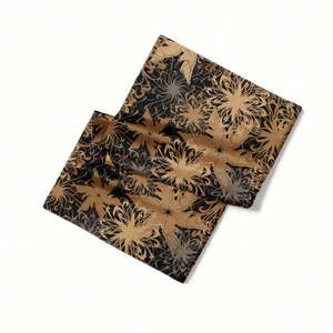 Écharpe en soie pour femmes, écharpe en soie de créateur pour dormir, écharpe en soie personnalisée - Product Image 3