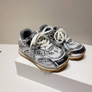 新着スクールタイプメッシュスライバーブラック通気性レトロキッズスニーカーユニセックススニーカーシューズフラットキッズシューズガールズ - Product Image 4