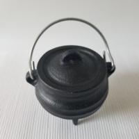 Mini chaudron de sorcière en fonte pour bébé